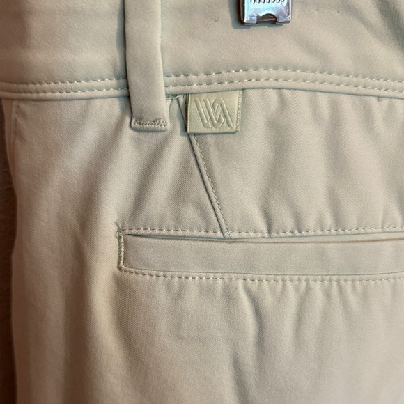 Men’s VRST Pastel Green Stretch Shorts Size 40 - Picture 4 of 9